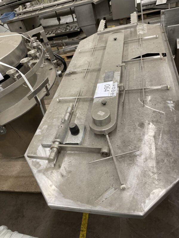 Machine Hand Loading Table Loading Table CEO 108 – Ovobel